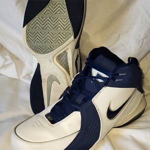 Vintage Men's Nike Air Flight Franchise - High Top